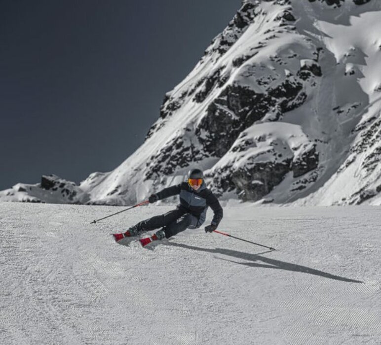 Lyže Stöckli Laser GS Red + doska Vist WC Air Pro D20 + viazanie Vist 614 21/22