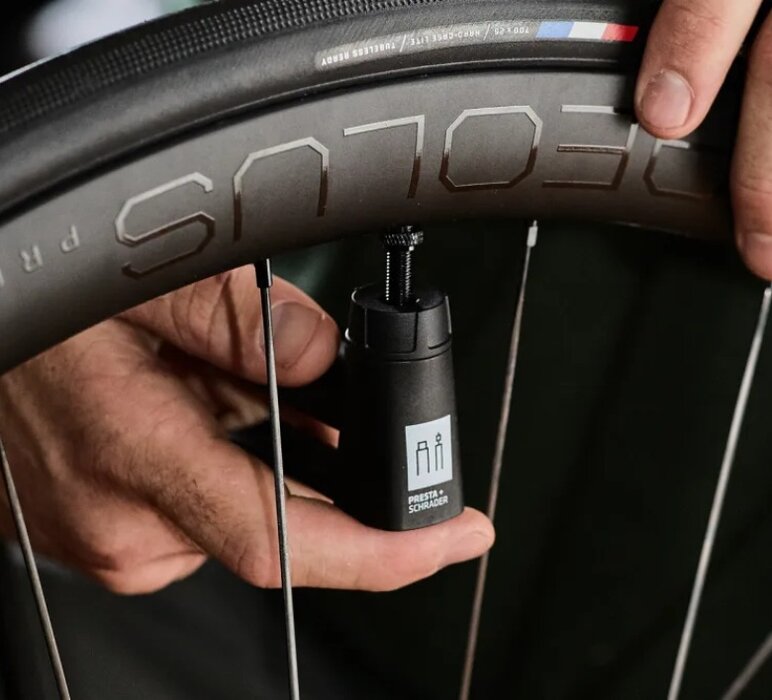 Pumpa Bontrager Shock black/grey