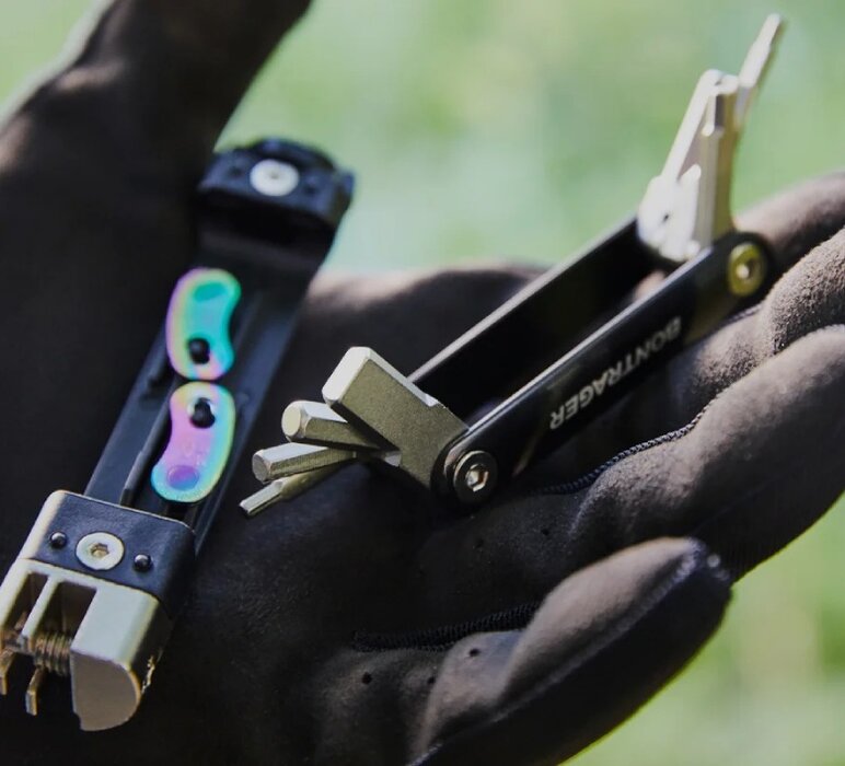 Tesniaci tmel Bontrager pre bezdušové plášte 946 ml TLR