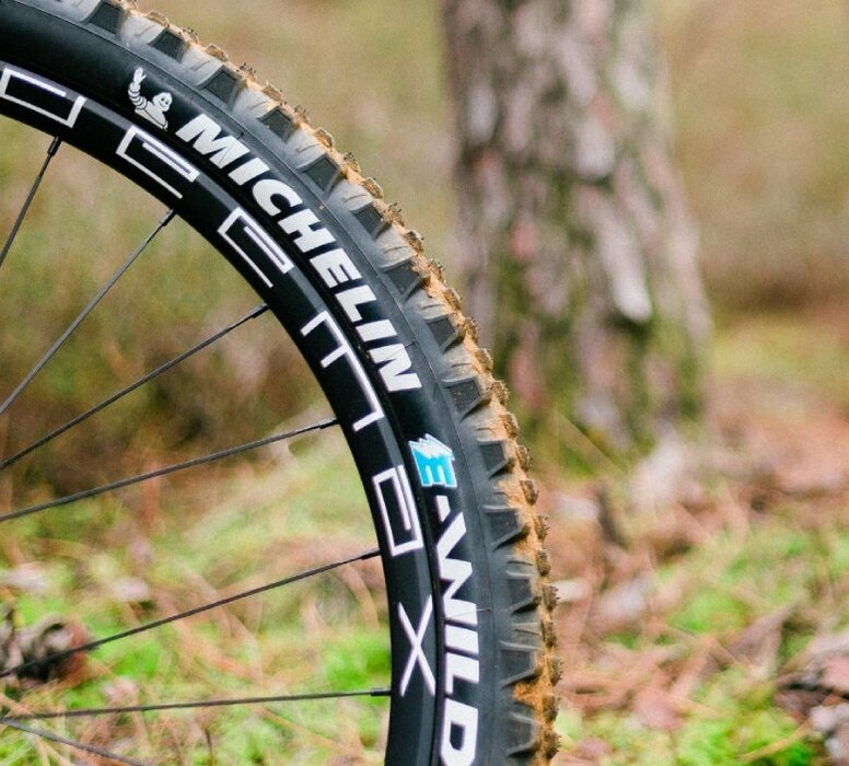 Duša Michelin A4 29x1.90/2.60 (48/62-622) FV 40MM 220g