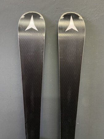 Testované lyže Atomic Redster X9 WB 19/20 Testované lyže Atomic Redster X9 WB 19/20