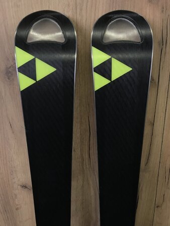 Testované lyže Fischer RC4 WC SC 19/20