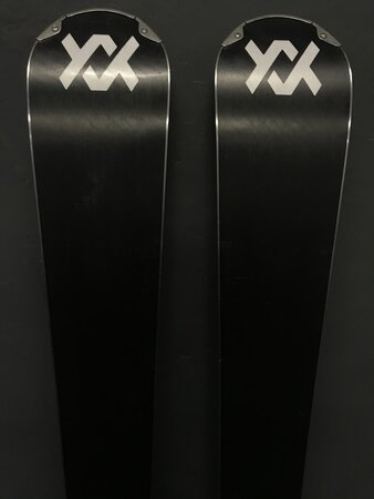 Testované lyže Völkl Racetiger RC 18/19