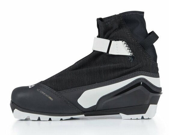 Topánky na bežky Fischer XC Comfort Pro WS 24/25 Topánky na bežky Fischer XC Comfort Pro WS 24/25