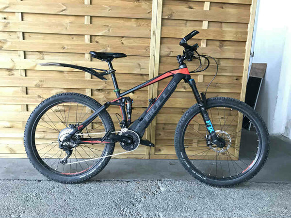 Bazárový elektrobicykel Bulls E-Stream Evo FS