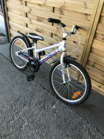 Bazárový detský bicykel Dema Vega White