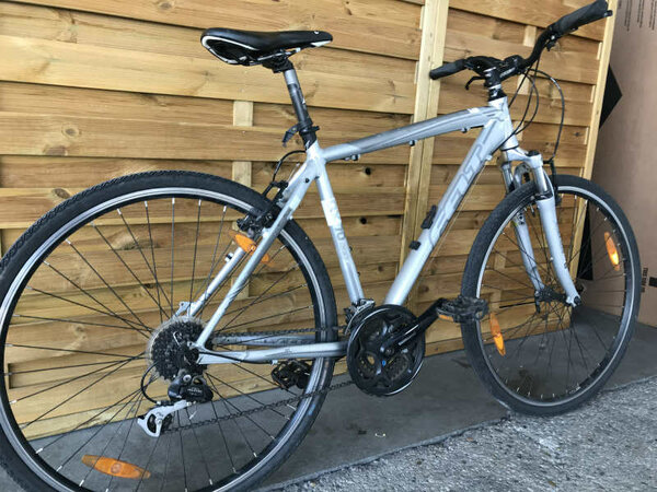 Bazárový krosový bicykel Felt QX 70