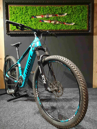 Testovaný E-Bike Ghost Teru Power Tube B5.9 ELECTRIC BLUE/JET BLACK/STAR WHITE 2020