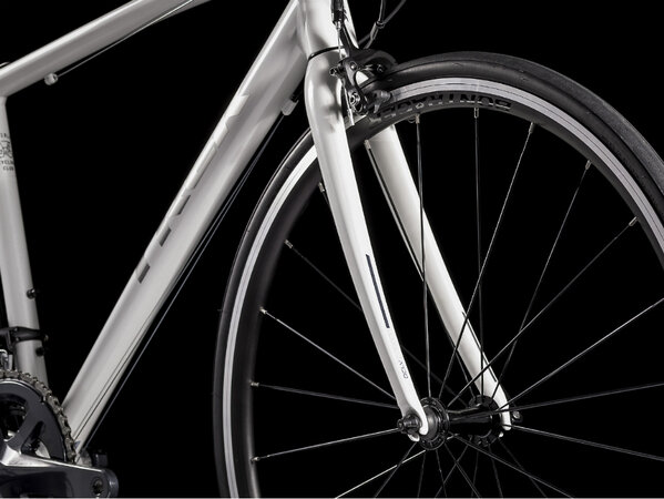 Bicykel Trek Domane AL3 Crystal White 2020