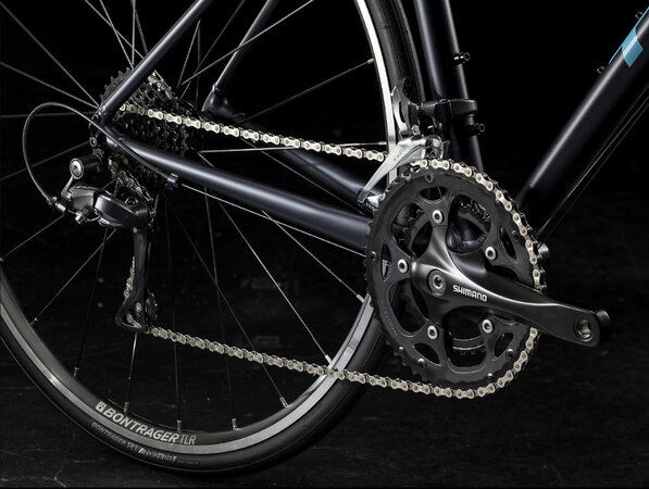 Bicykel Trek Dámský model Domane AL 2/ Matte Deep Dark Blue 2020