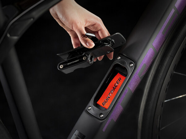 Bicykel Trek Domane SL 7 Matte Trek Black 2020