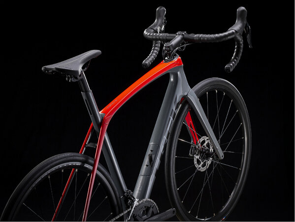 Bicykel Trek Domane SL 4 /Slate/Radioactive Red 2020