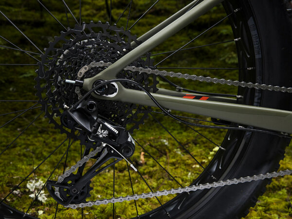 Bicykel Trek Farley 9.6 Matte Olive Grey 2020