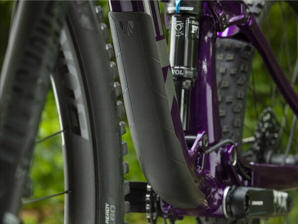 Bicykel Trek Fuel EX 7 Trek Black Purple Lotus 2020