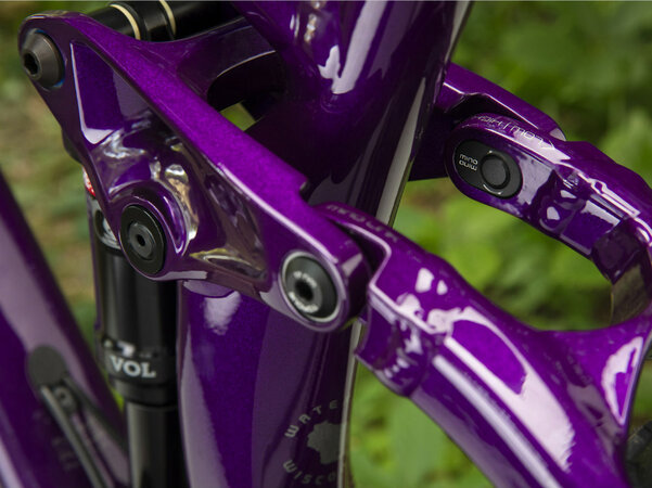 Bicykel Trek Fuel EX 8 Trek Black Purple Lotus 2020