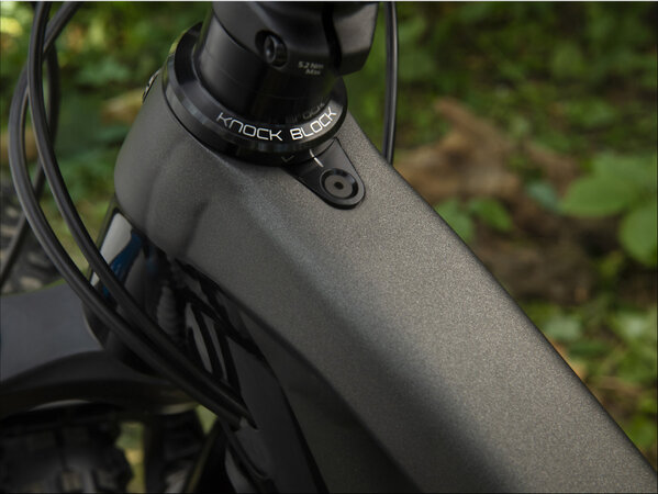 Bicykel Trek Fuel EX 8 XT Matte Dnister Gloss Trek Black 2020