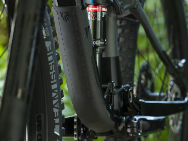 Bicykel Trek Fuel EX 8 XT Matte Dnister Gloss Trek Black 2020