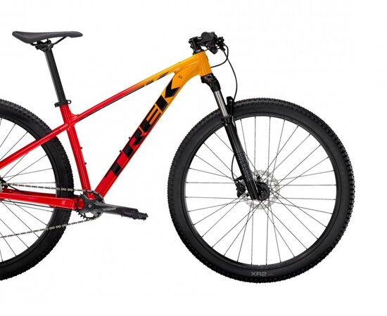 Bicykel Trek Marlin 7 Marigold to Radioactive Red Fade 2022