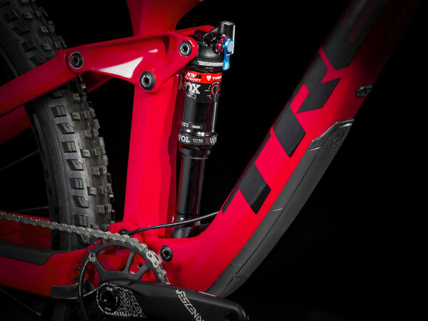 Bicykel Trek Slash 9.7 Cobra Blood to Magneta Fade 2020