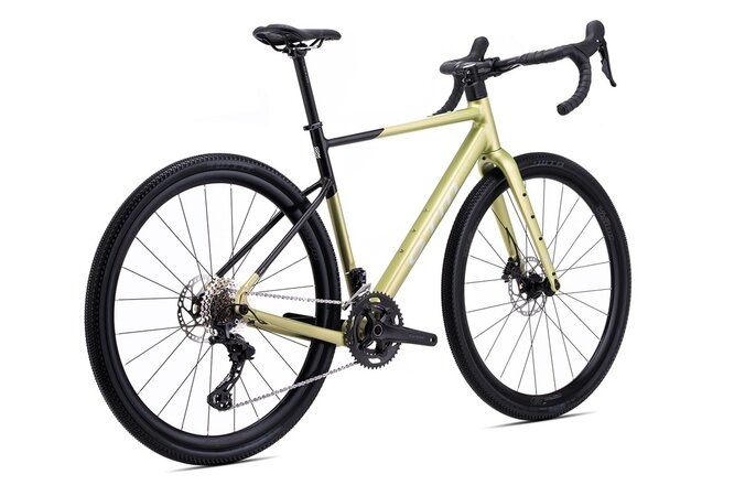 Bicykel CTM Koyuk 2.0 Čierna/Svetlá Zlatá 2026