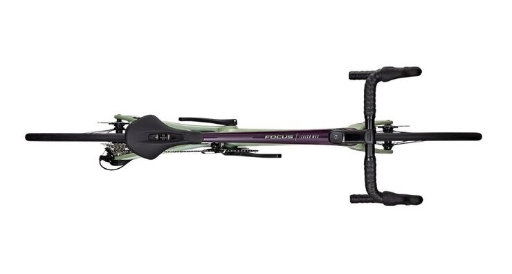 Bicykel Focus Izalco Max 8.8 Darkviolet Glossy/Skygrey Glossy 2025