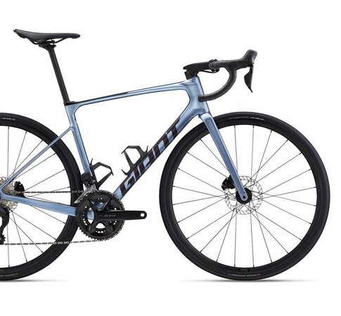 Bicykel Giant Defy Advanced 1 Frost Silver 2025 