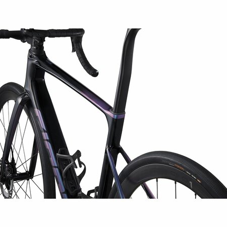 Bicykel Giant Defy Advanced Pro 0 Carbon/Blue Dragonfly 2024