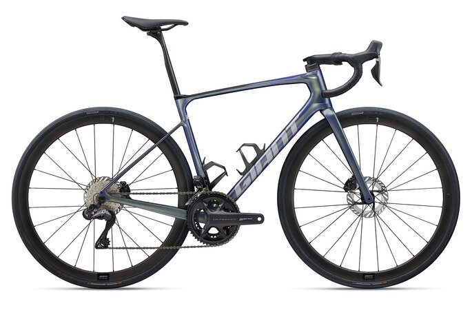Bicykel Giant Defy Advanced Pro 0 Interstellar 2025