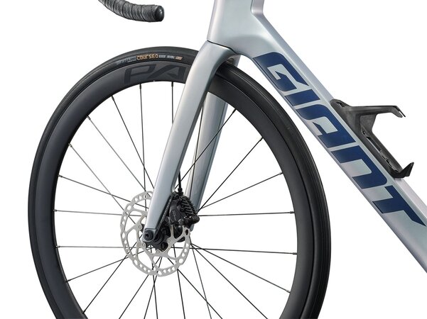 Bicykel Giant Propel Advanced 2 Supernova 2026