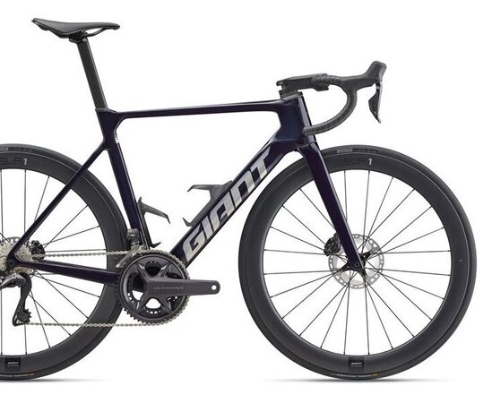 Bicykel Giant Propel Advanced Pro 0-Di2 Black Currant 2024