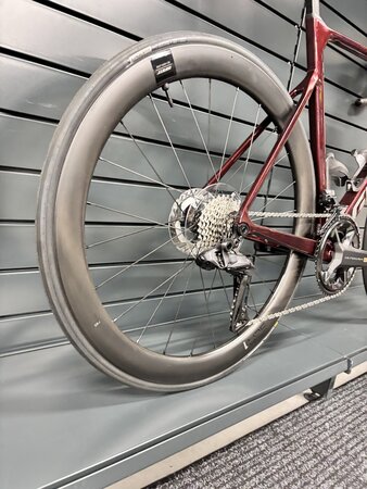 Testovaný bicykel Giant Propel Advanced Pro 0 Sangria 2024