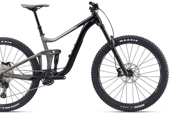 Bicykel Giant Reign 2 Black/Metal 2024