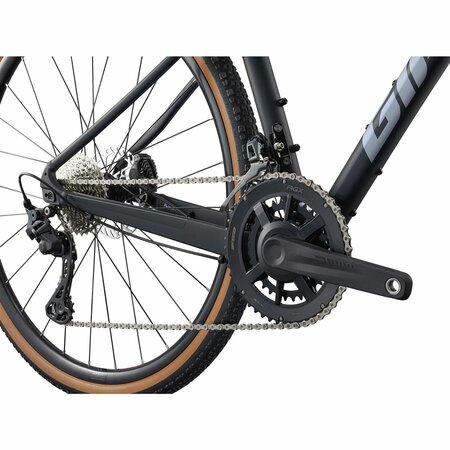 Bicykel Giant Revolt 0 Black 2025