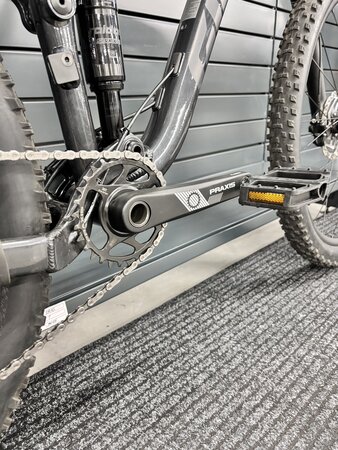 Testovaný bicykel Giant Stance 2 Knight Shield 2023