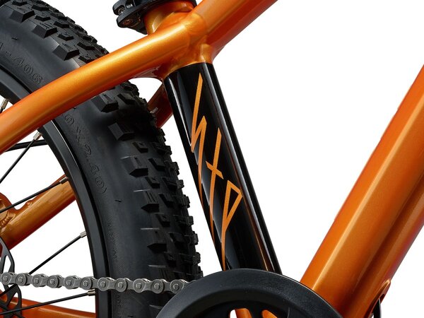 Bicykel Giant STP 20 Metallic Orange 2026