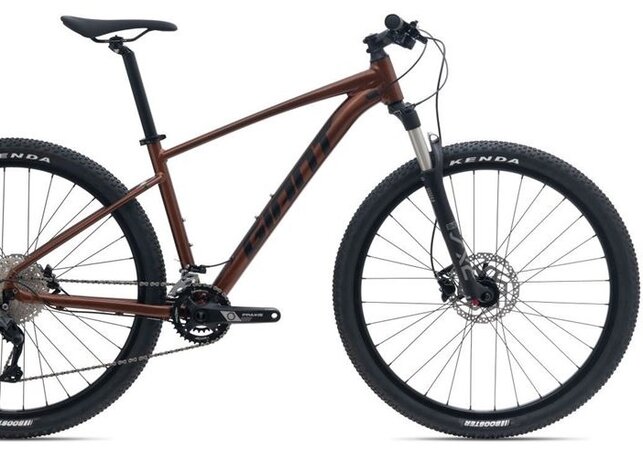 Bicykel Giant Talon 1-GE Hematite 2024