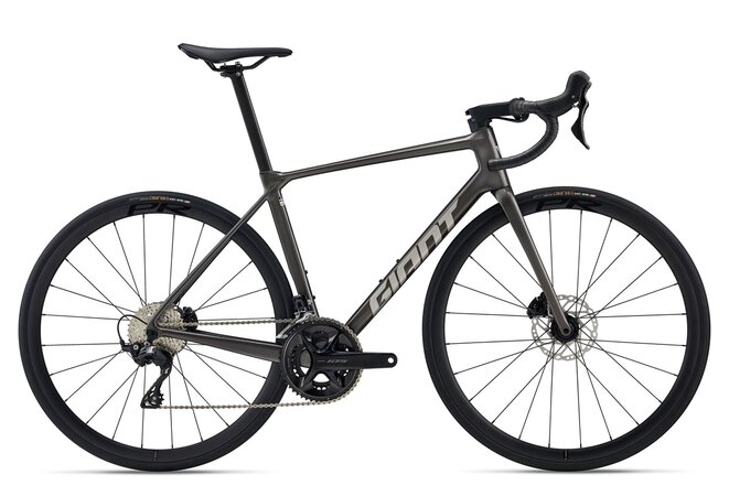 Bicykel Giant TCR Advanced 2-KOM Stealth Chrome 2026