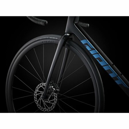 Bicykel Giant TCR Advanced 2-KOM Carbon 2025