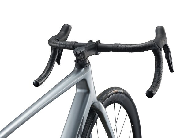 Bicykel Giant TCR Advanced Pro 1-Di2 Tech Silver 2026