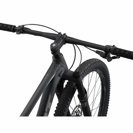 Bicykel Giant XTC SLR 2 Black 2023
