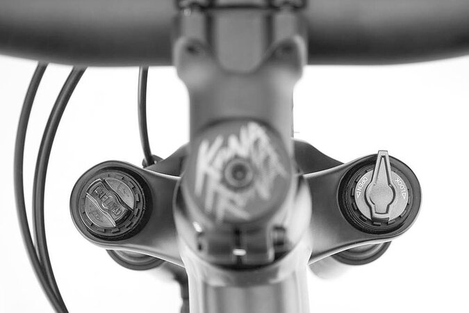 Bicykel Kona Fire Mountain S Silver 2023