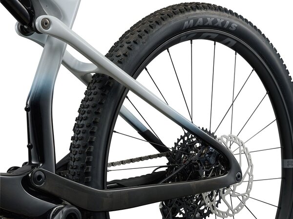 Bicykel Liv Pique X Advanced SL 2 White/Carbon 2026