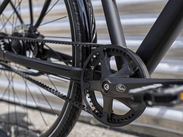 Bicykel Trek District 3 Equipped Stagger Matte Trek Black 2023