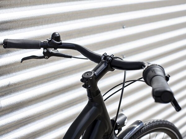 Bicykel Trek District 3 Equipped Stagger Matte Trek Black 2023