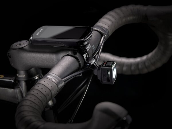 Bicykel Trek Domane AL 2 Disc Trek Black/Carbon Smoke 2022