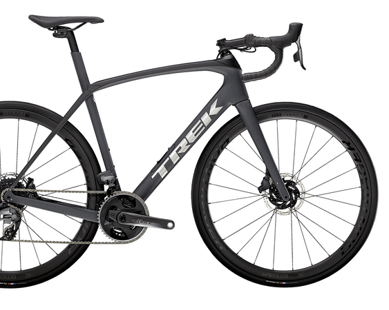 Testovaný bicykel Trek Domane SL 7 eTap Matte Charcoal/Trek Black 2022