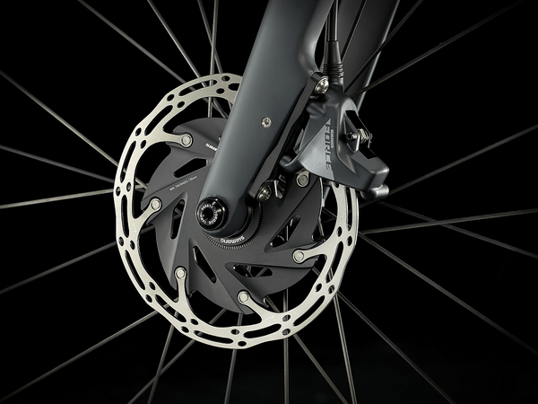 Testovaný bicykel Trek Domane SL 7 eTap Matte Charcoal/Trek Black 2022