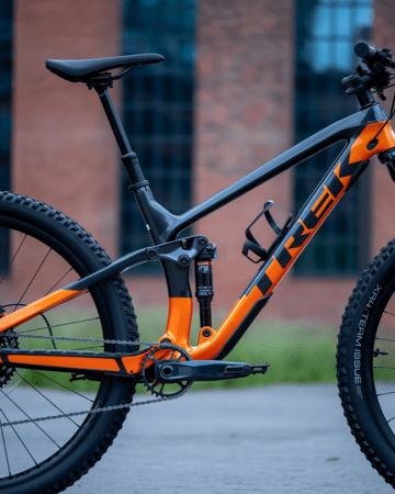 Bicykel Trek Fuel EX 9.7 Factory Orange/Lithium Grey 2021