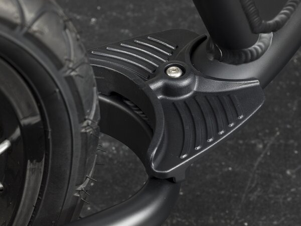 Odrážadlo Trek Kickster Matte Trek Black 2021