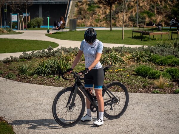 Bicykel Trek Madone SL 6 Lithium Grey/Trek Black 2021